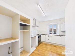 Kitchen/Breakfast Room- click for photo gallery